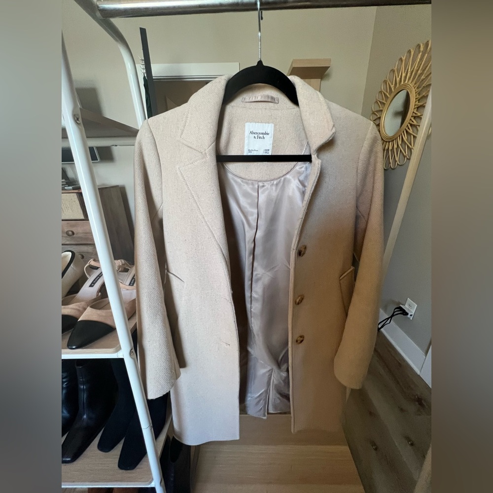 Abercrombie & Fitch Cream Coat